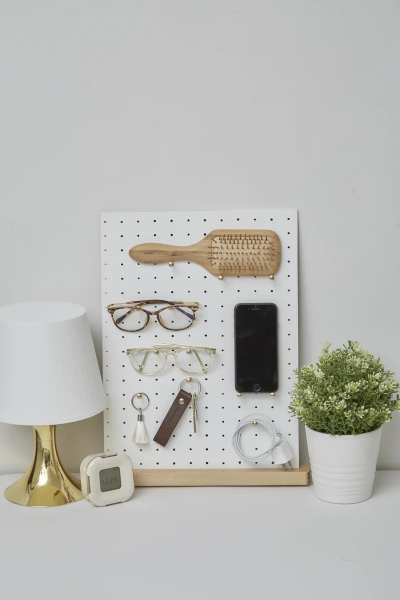 pegboard-setA-bedroom2